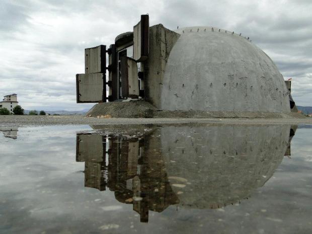 02_Albania_Bed and Bunker_Exterior