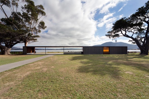 09.Australia-Gasp1-0001