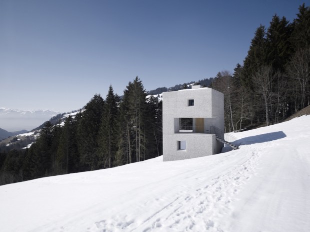 10.Austria_3_mountain cabin laterns 02 ∏ marc lins_72dpi