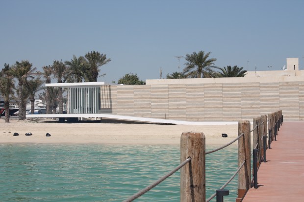 13-2-Kavi Kittani-arriving on the jetty