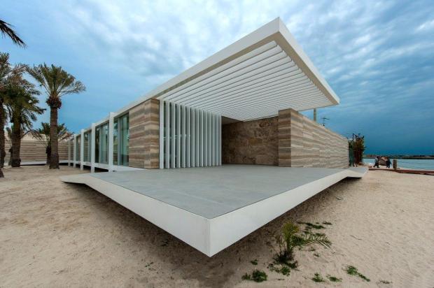 13-4-Marco Boria-entrance