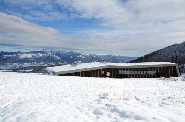 3LHD_185_Ski_Restaurant_Radusa_photo_19