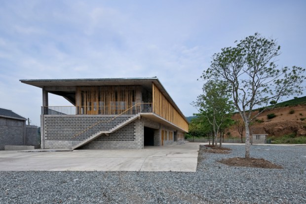 36_china-Wuyishan-Bamboo-Raft-Factory_tao-architects_15